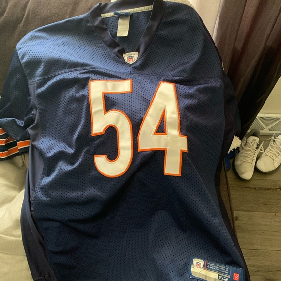 Chicago Bear Brian Urlacher Jersey - Picture 2 of 3